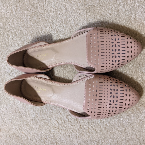 Isaac Mizrahi Flats - Picture 2 of 6